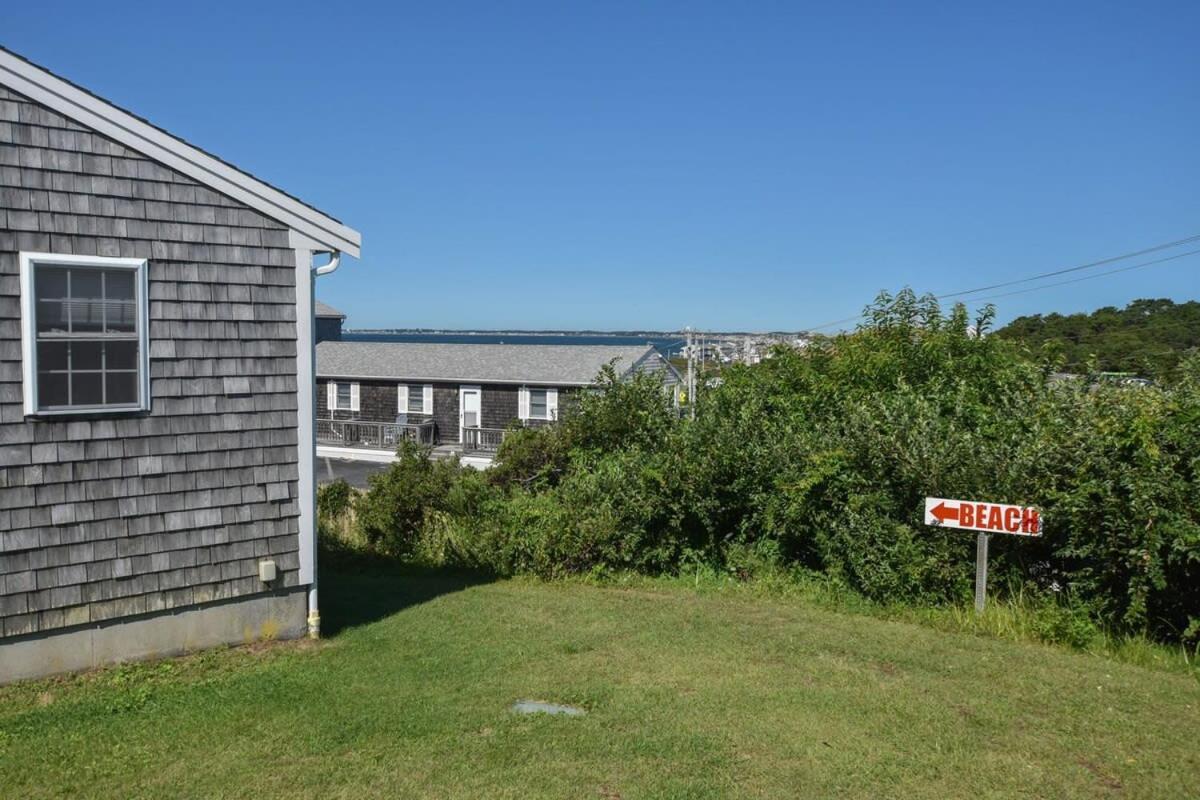 12216 - Beautiful Views Of Cape Cod Bay Access To Private Beach Easy Access To P-Town Truro Bagian luar foto