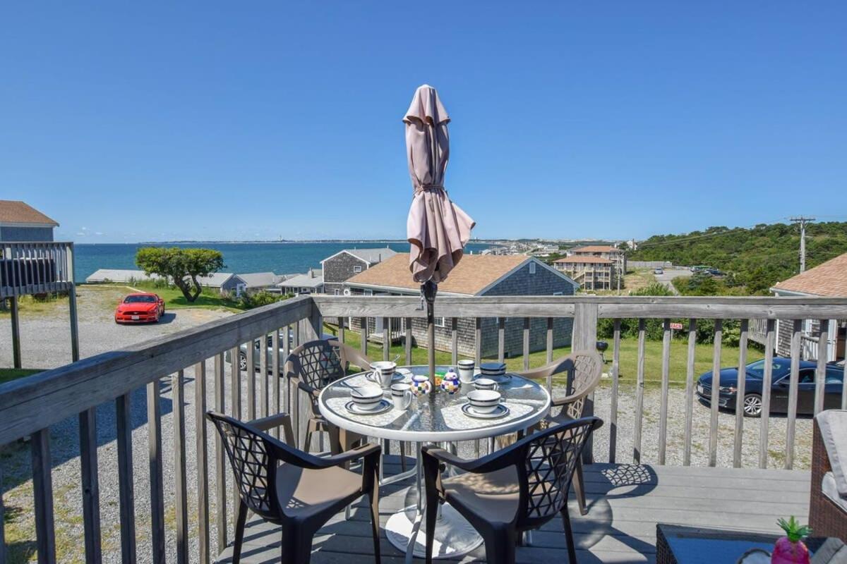 12216 - Beautiful Views Of Cape Cod Bay Access To Private Beach Easy Access To P-Town Truro Bagian luar foto